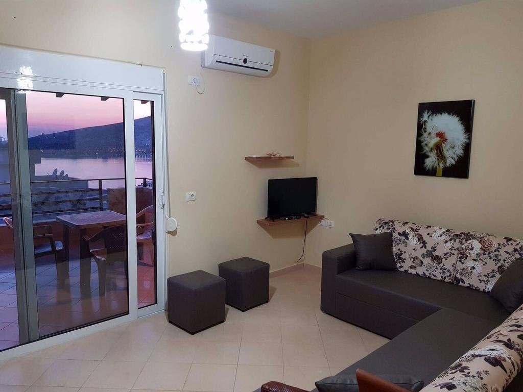 شقة Jon'S Penthouse ساراندا المظهر الخارجي الصورة
